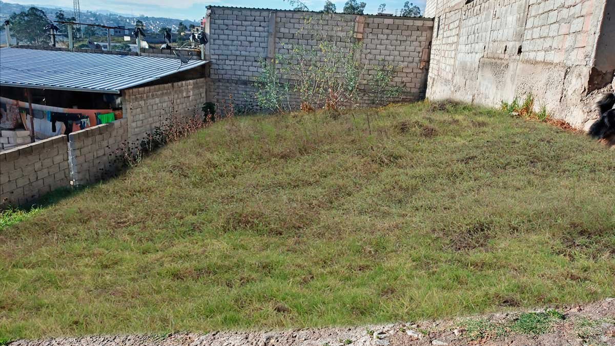 terreno de venta en carcelén bajo